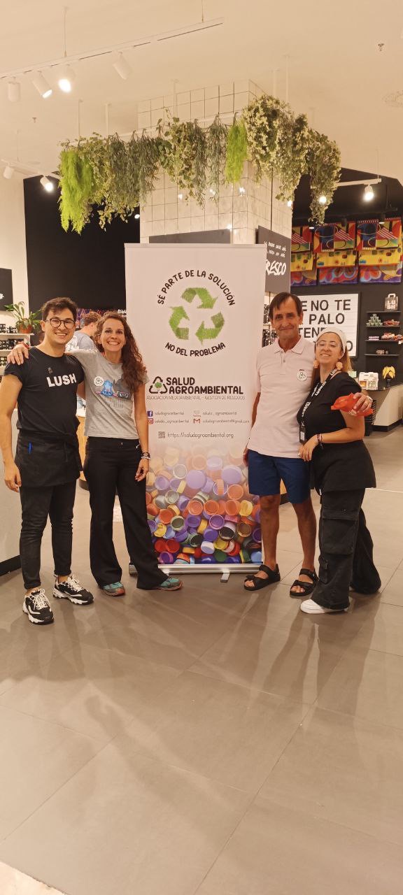 Semana Charity Pot – Lush
